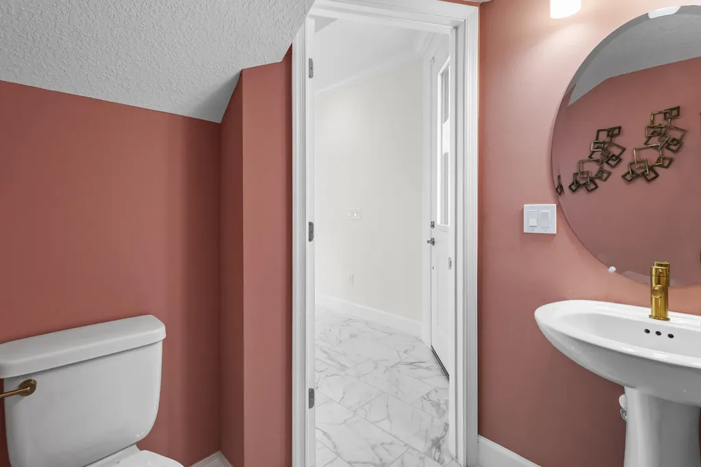 16181 Oakview Drive Westlake FL 33470