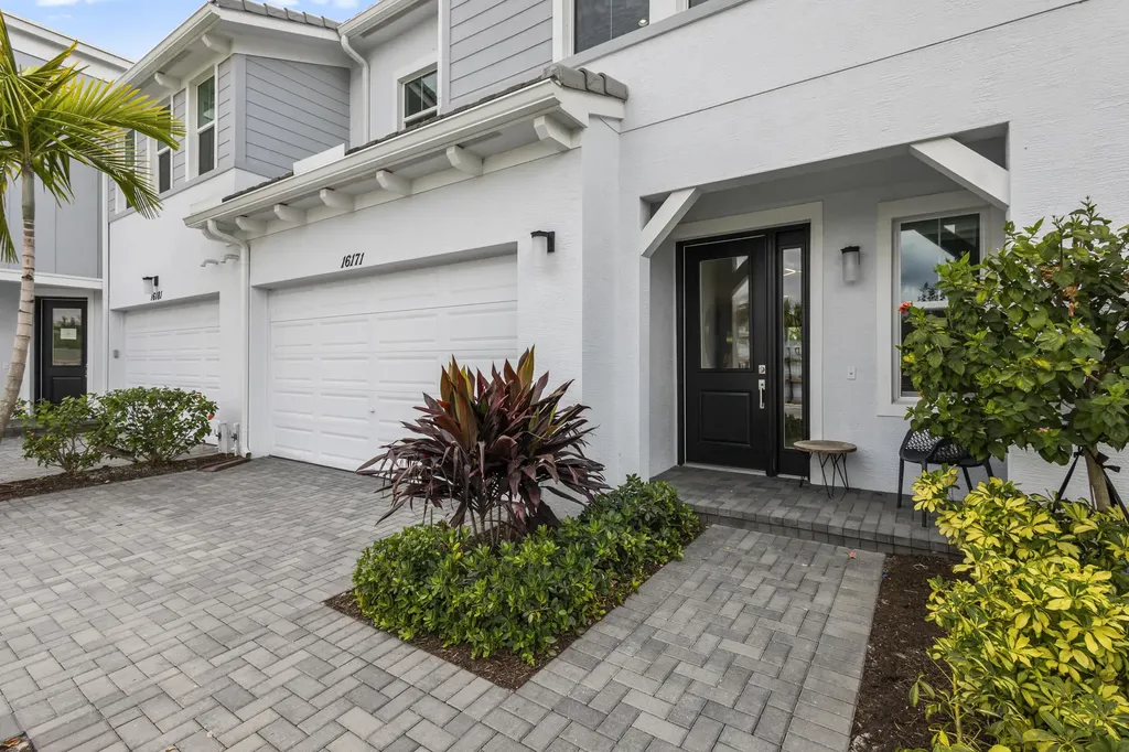 16171 Oakview Drive Westlake FL 33470
