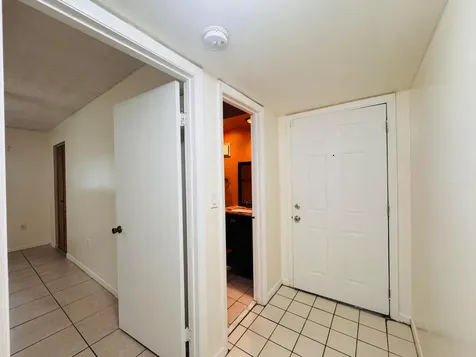 20681 NE 4th Place Miami FL 33179