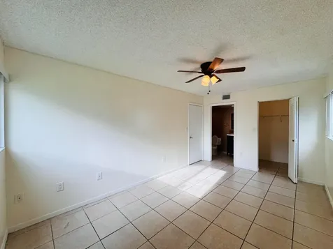 20681 NE 4th Place Miami FL 33179