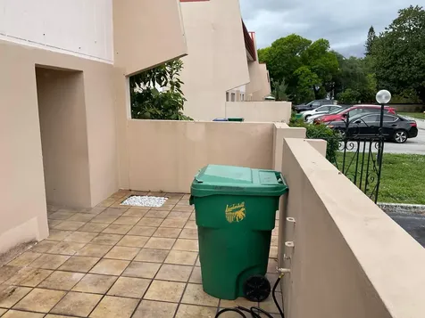 4008 Inverrary Drive Lauderhill FL 33319