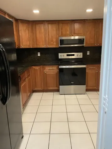 4008 Inverrary Drive Lauderhill FL 33319