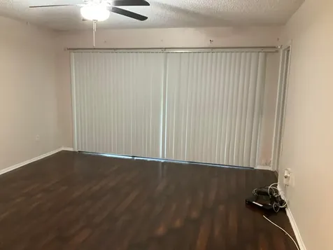 4008 Inverrary Drive Lauderhill FL 33319