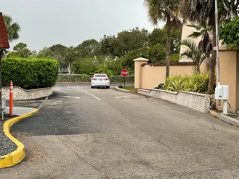 4008 Inverrary Drive Lauderhill FL 33319