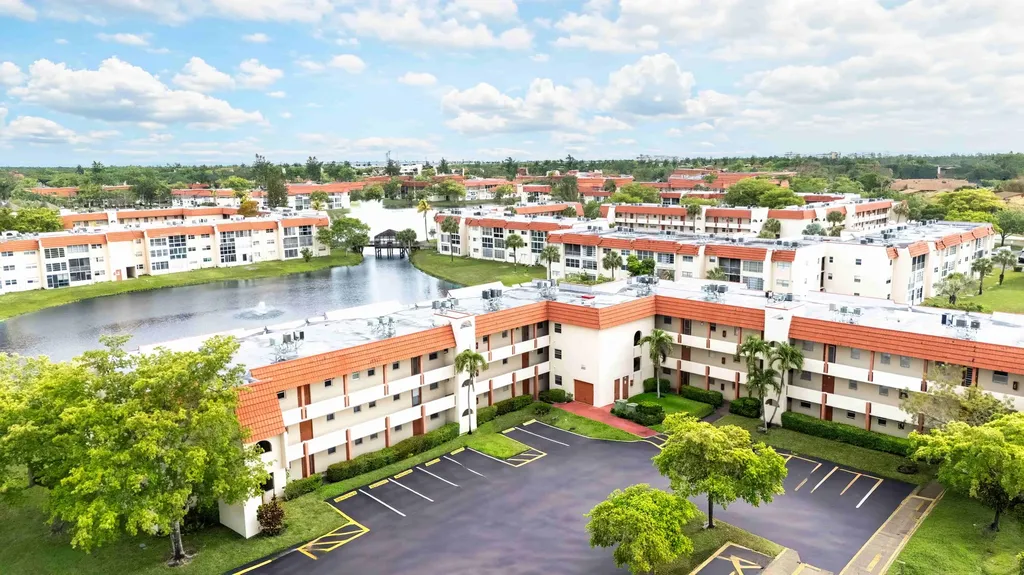 2800 Sunrise Lakes Drive W Sunrise FL 33322