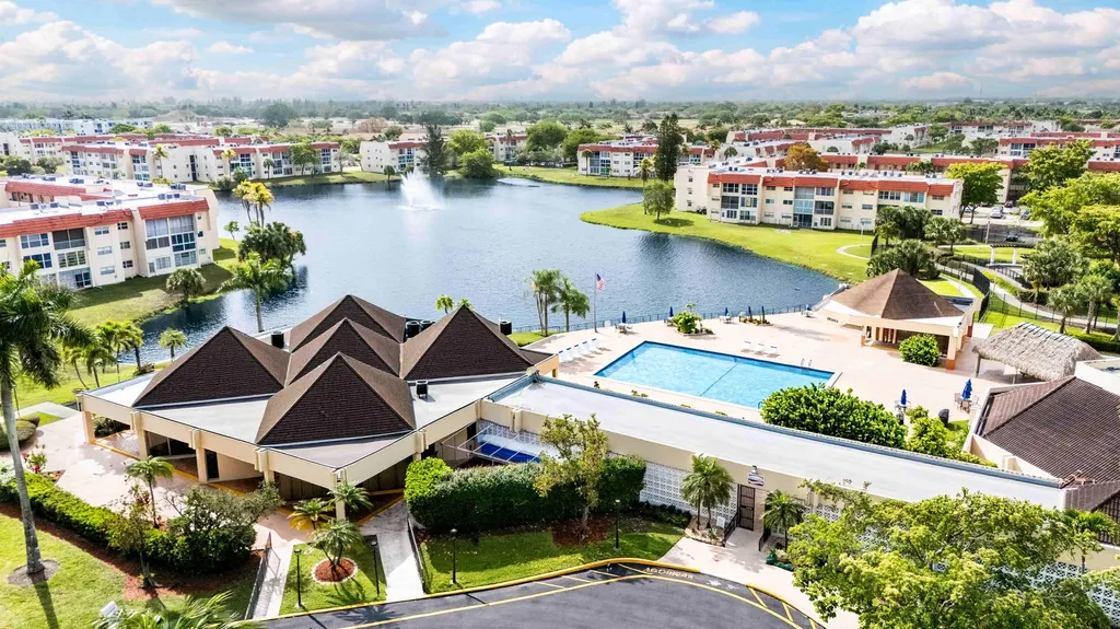 2800 Sunrise Lakes Drive W Sunrise FL 33322