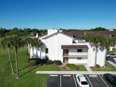3500 Twin Lakes Terrace Fort Pierce FL 34951