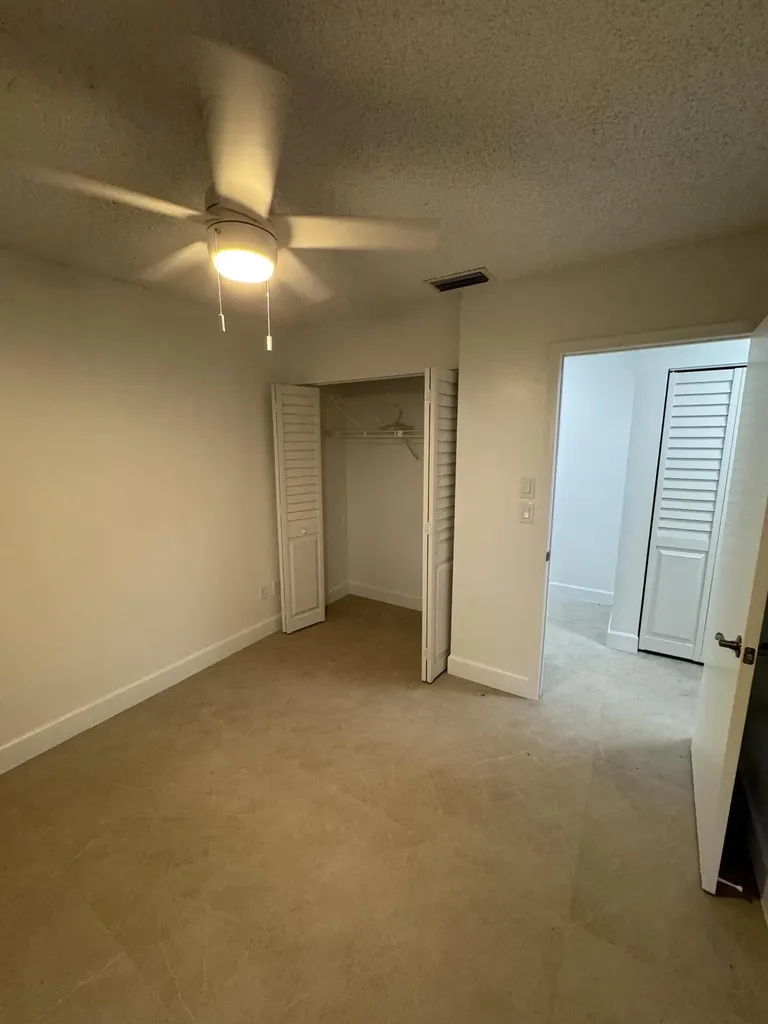 1148 Summit Trail Circle West Palm Beach FL 33415