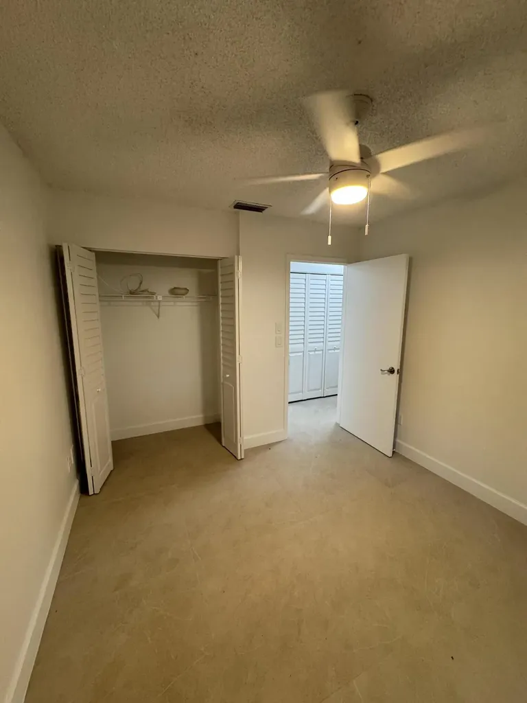 1148 Summit Trail Circle West Palm Beach FL 33415