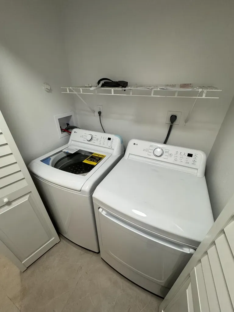 1148 Summit Trail Circle West Palm Beach FL 33415