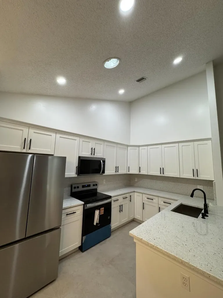 1148 Summit Trail Circle West Palm Beach FL 33415