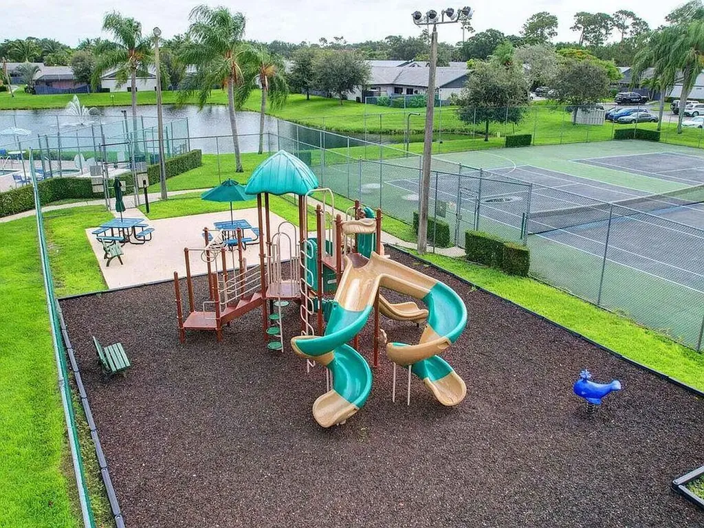 1148 Summit Trail Circle West Palm Beach FL 33415