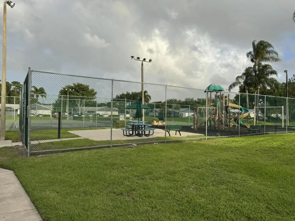 1148 Summit Trail Circle West Palm Beach FL 33415