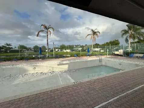 1148 Summit Trail Circle West Palm Beach FL 33415