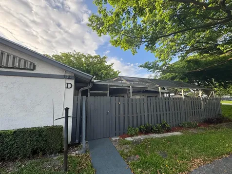 1148 Summit Trail Circle West Palm Beach FL 33415