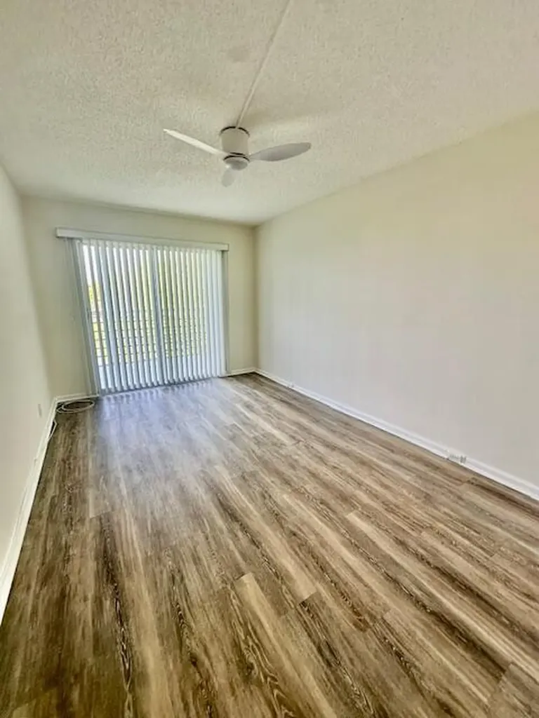3080 Cornwall D Boca Raton FL 33434