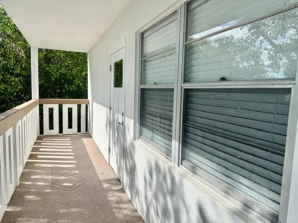 3080 Cornwall D Boca Raton FL 33434