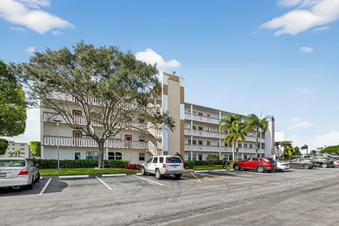 3080 Cornwall D Boca Raton FL 33434