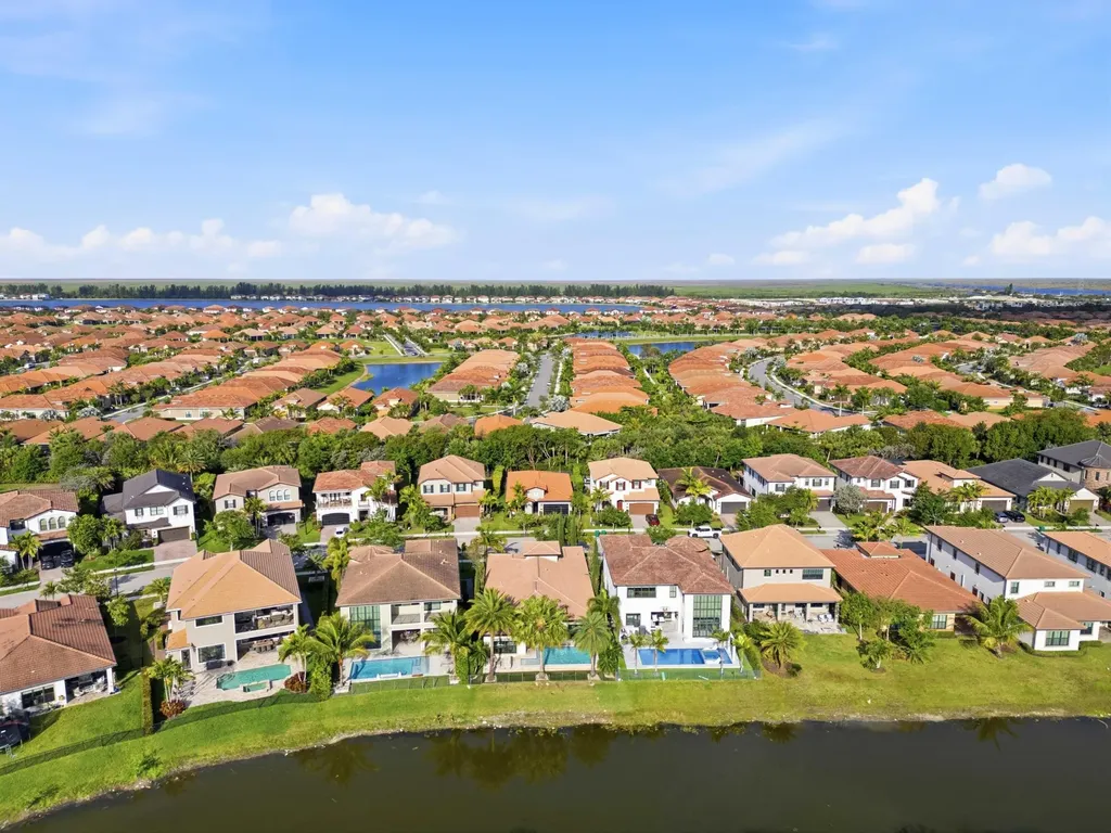 9170 Solstice Circle Parkland FL 33076