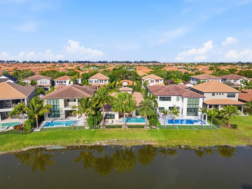 9170 Solstice Circle Parkland FL 33076