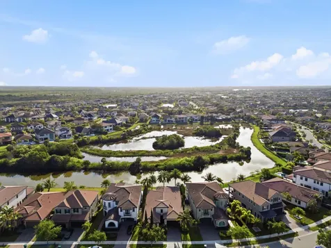 9170 Solstice Circle Parkland FL 33076