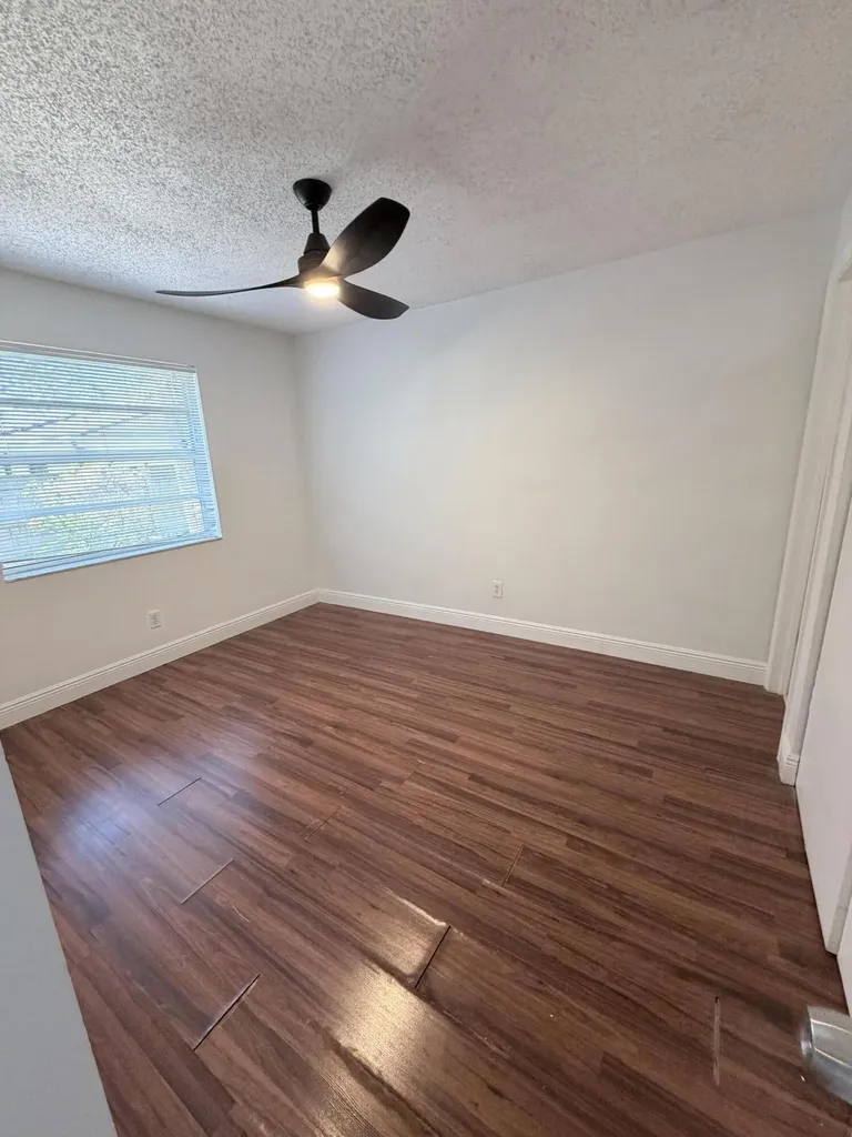 1990 SW 9th Street Fort Lauderdale FL 33312