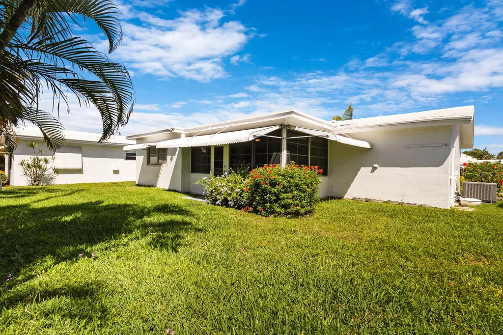 110 NW 24th Court Pompano Beach FL 33064