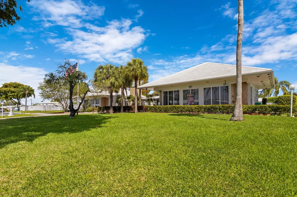 110 NW 24th Court Pompano Beach FL 33064