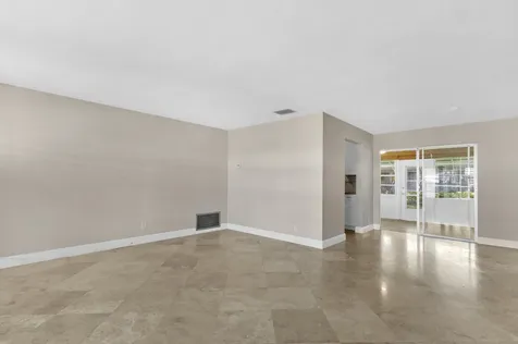 110 NW 24th Court Pompano Beach FL 33064