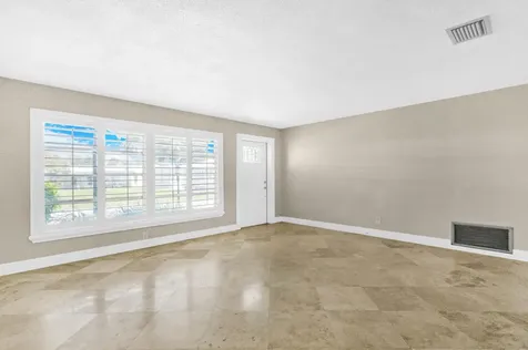110 NW 24th Court Pompano Beach FL 33064