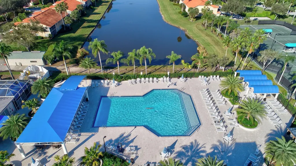9718 Harbour Lake Circle Boynton Beach FL 33437