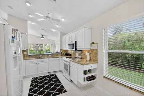 9718 Harbour Lake Circle Boynton Beach FL 33437