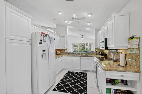 9718 Harbour Lake Circle Boynton Beach FL 33437