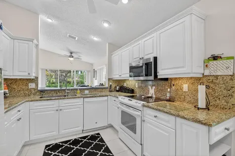 9718 Harbour Lake Circle Boynton Beach FL 33437