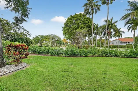 9718 Harbour Lake Circle Boynton Beach FL 33437