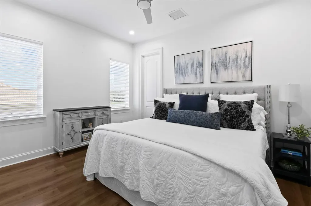 166 SE Bella Strano Port St Lucie FL 34984
