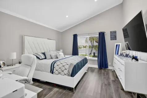 16323 NW 5th Street Pembroke Pines FL 33028