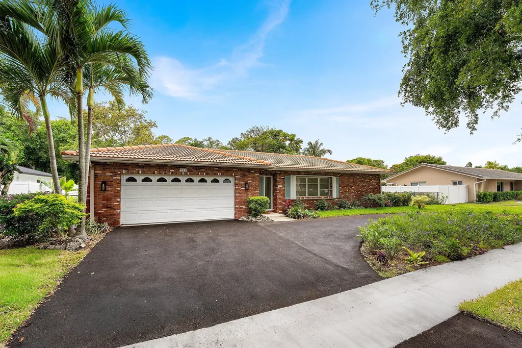 931 NW 9th Court Boca Raton FL 33486
