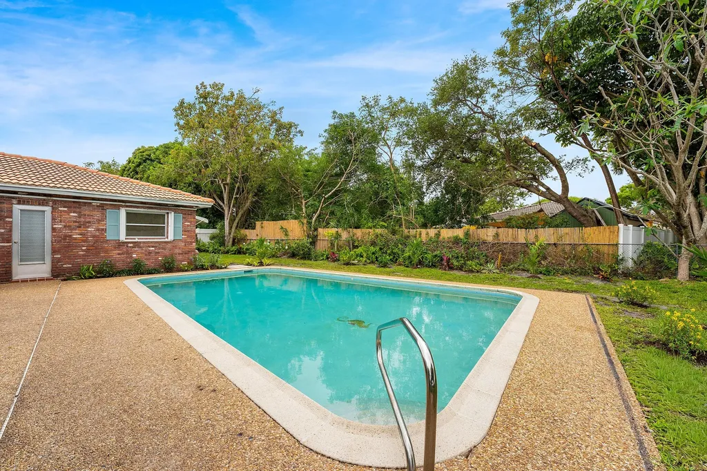 931 NW 9th Court Boca Raton FL 33486