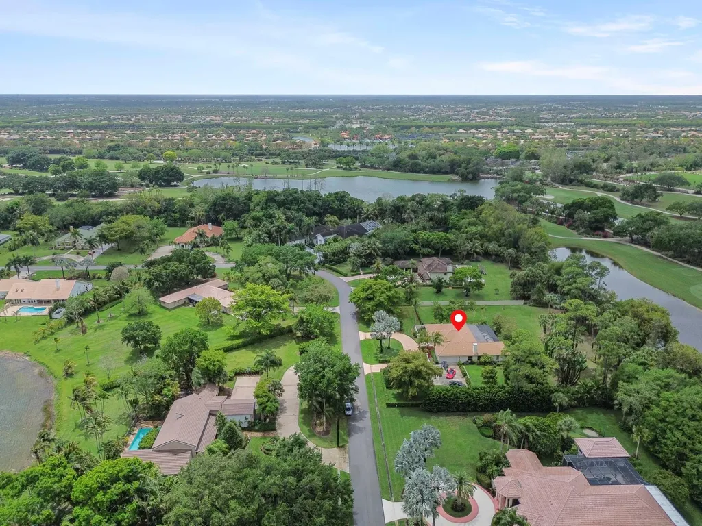 8777 Estate Drive West Palm Beach FL 33411