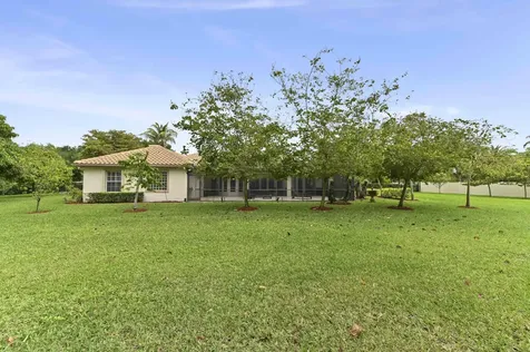 8777 Estate Drive West Palm Beach FL 33411