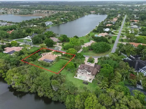 8777 Estate Drive West Palm Beach FL 33411