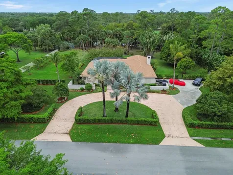 8777 Estate Drive West Palm Beach FL 33411