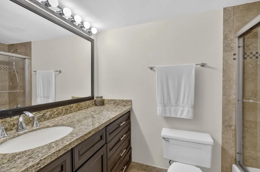 3499 Oaks Way Pompano Beach FL 33069
