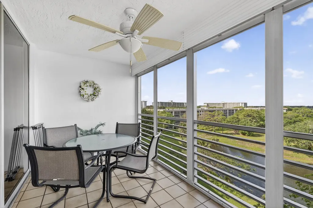 3499 Oaks Way Pompano Beach FL 33069
