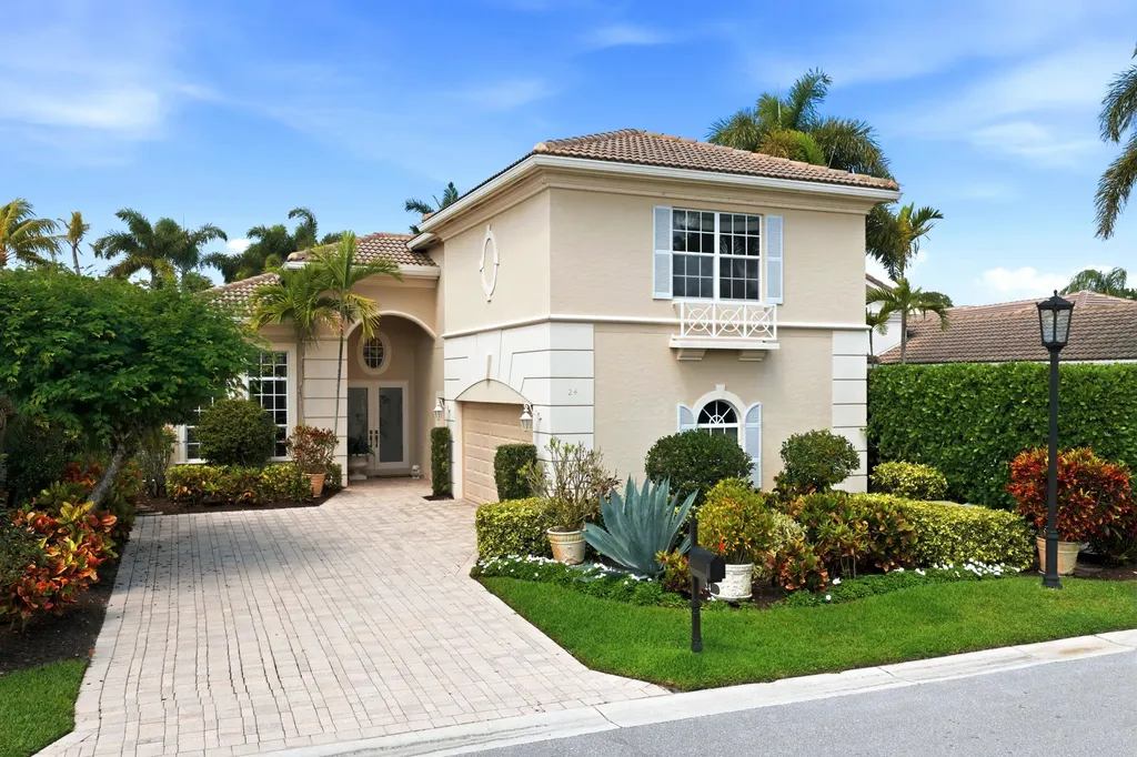 24 Laguna Terrace Palm Beach Gardens FL 33418