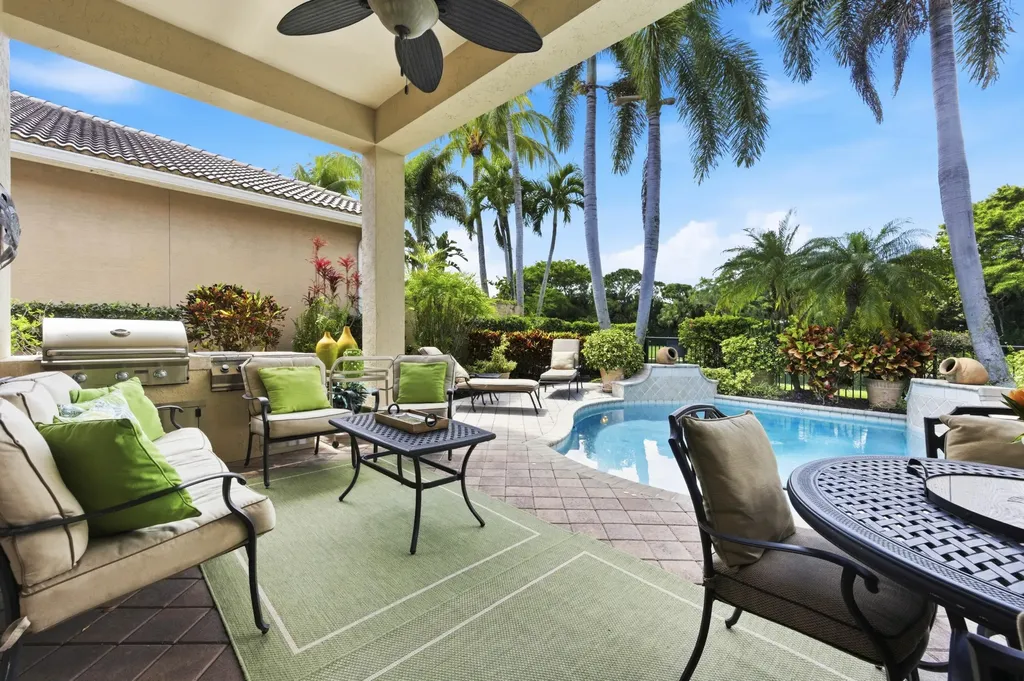 24 Laguna Terrace Palm Beach Gardens FL 33418