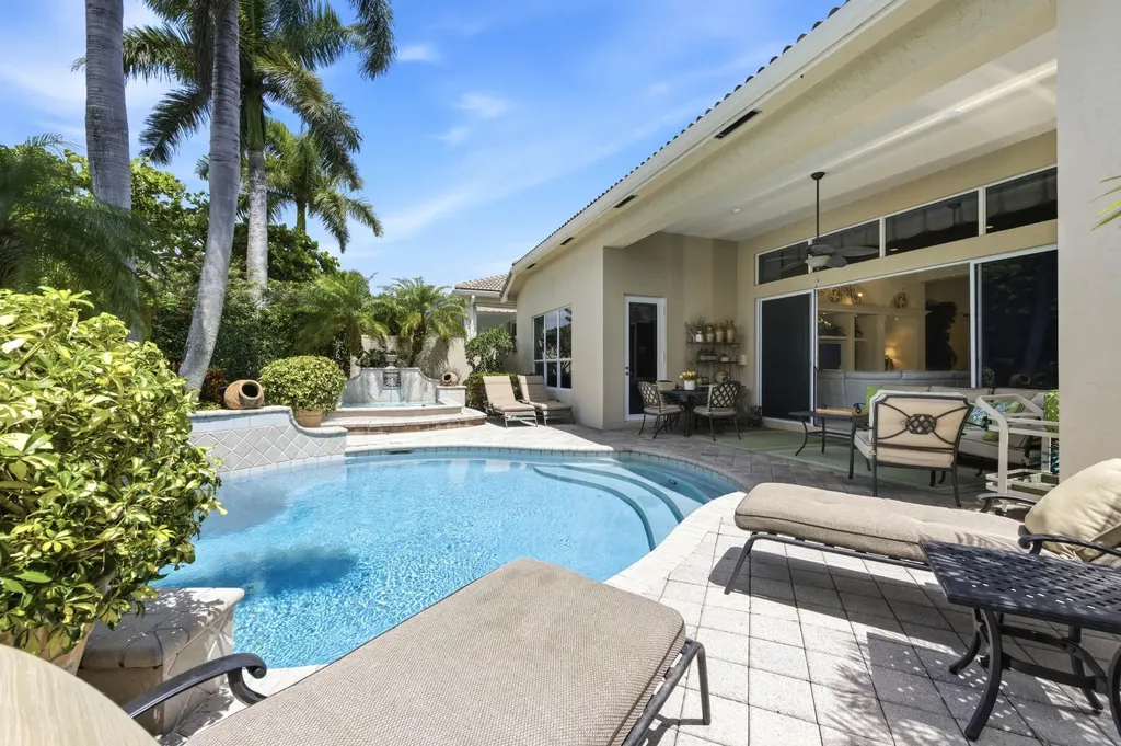 24 Laguna Terrace Palm Beach Gardens FL 33418