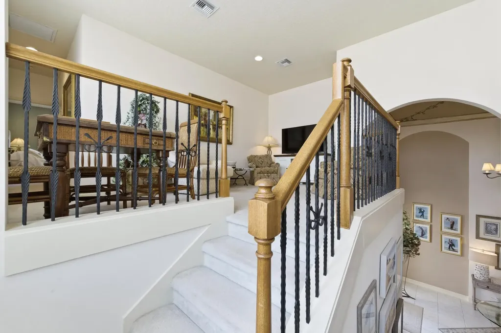 24 Laguna Terrace Palm Beach Gardens FL 33418