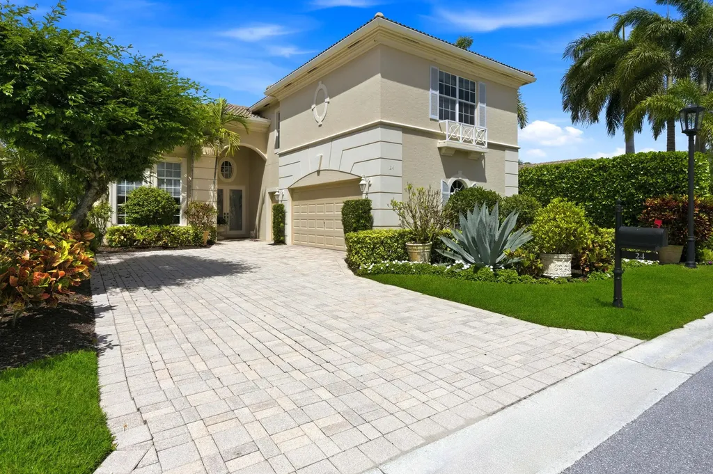 24 Laguna Terrace Palm Beach Gardens FL 33418